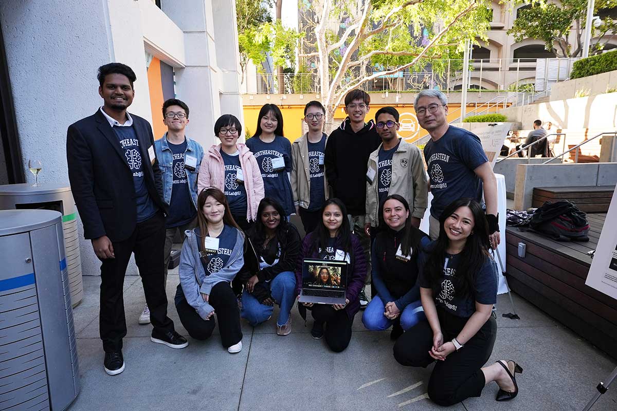 Students in the Silicon Valley MS research course pose outside during the 40th anniversary celebration at Silicon Valley