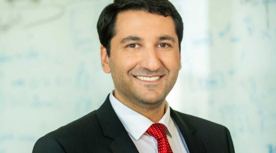 Ehsan Elhamifar