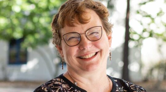 Dean Elizabeth Mynatt