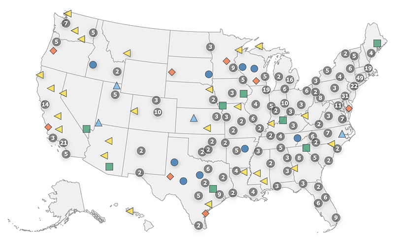 A map of the United States with dots, squares and triangles showing the locations of undergraduate artificial intelligence programs